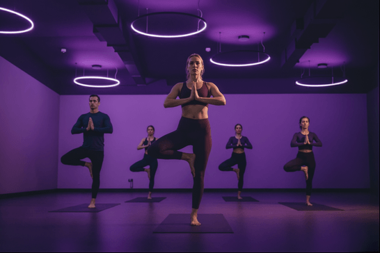 Pessoa praticando Body Balance na Smart Fit