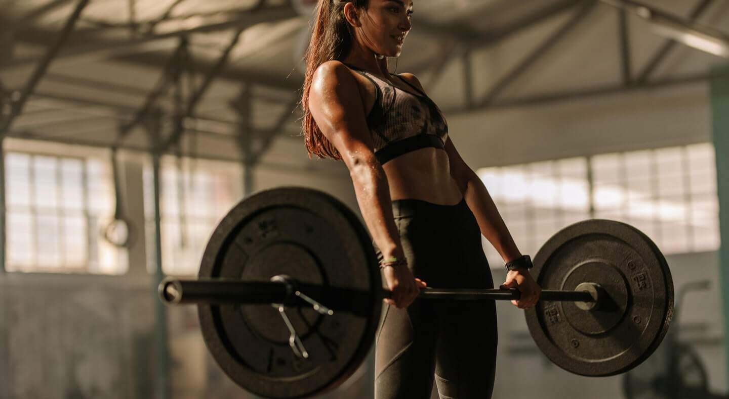 LEVANTAMENTO TERRA e sua importância no Treino Feminino!