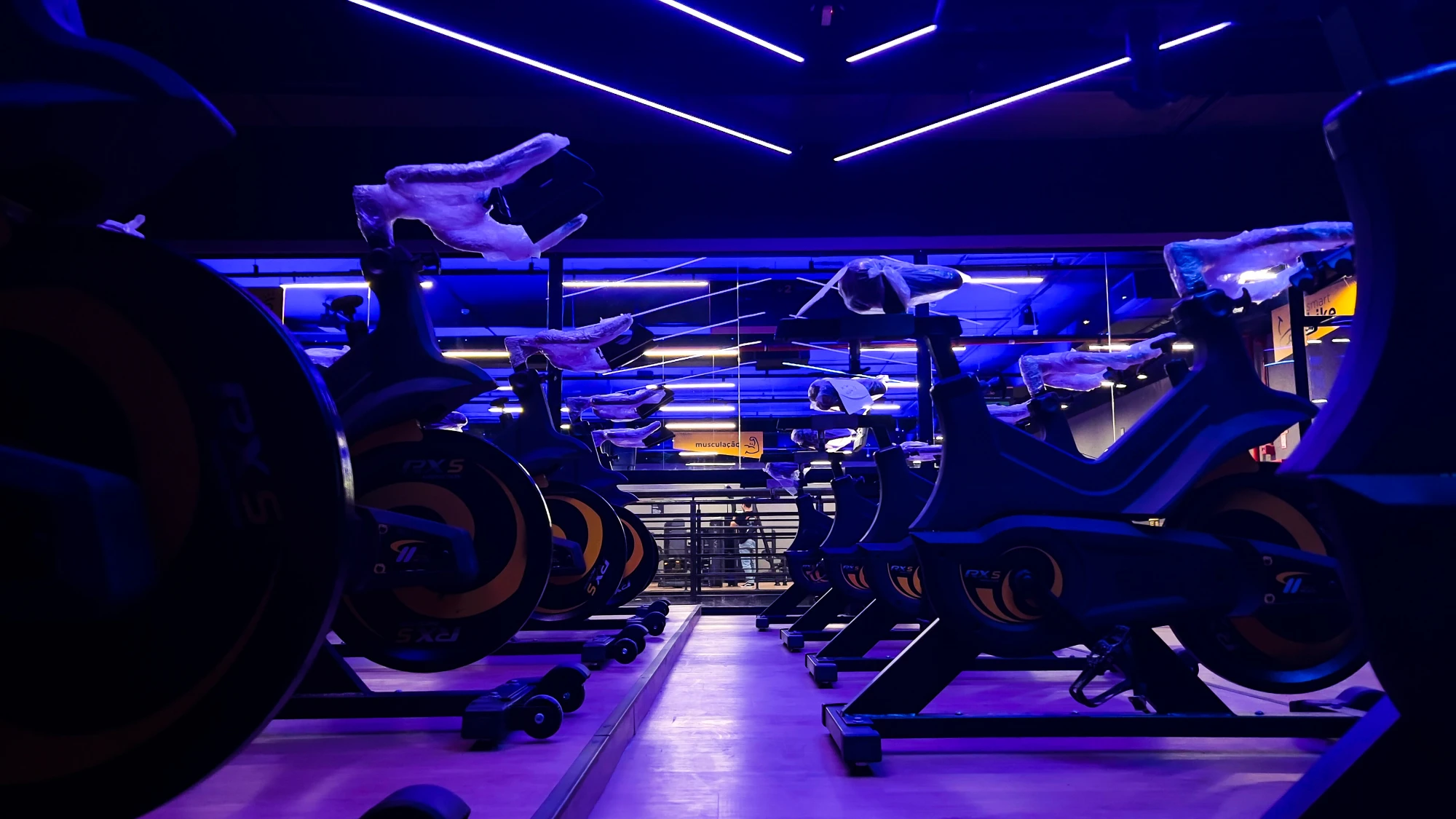 O que é spinning? Entenda o treino e se ele emagrece
