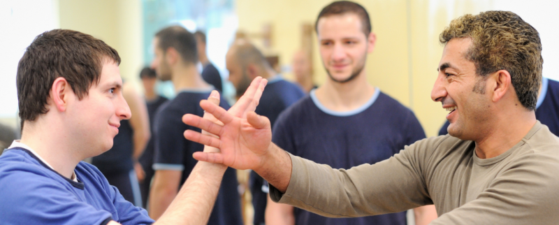 Body Combat experimente a aula de artes marciais da Smart Fit