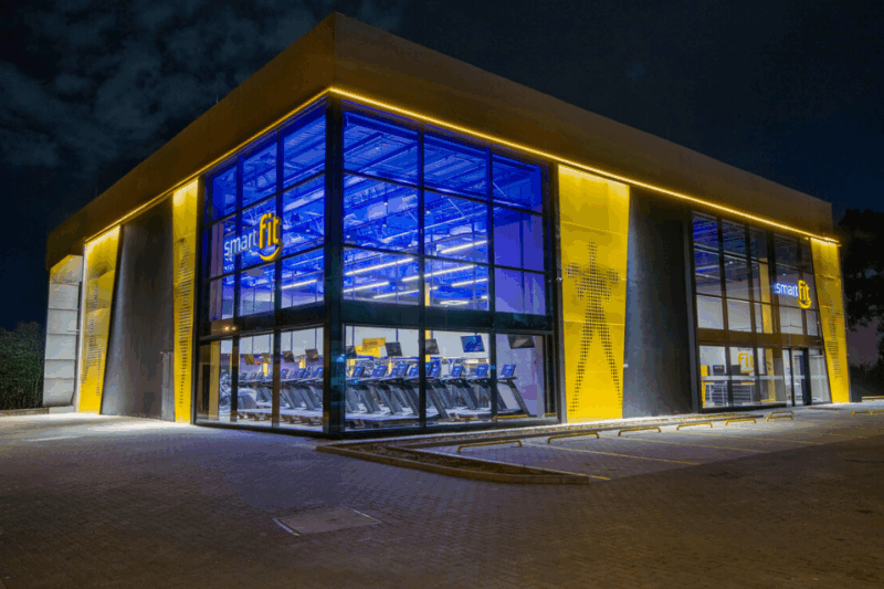 Unidade da Smart FIt vista de fora.